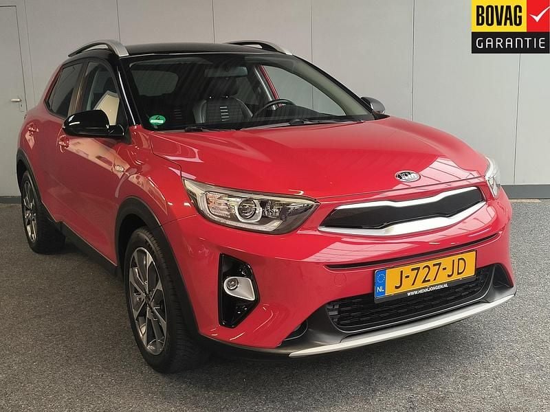 Occasion Kia Stonic 101 PK (74 kW) 2020 Rood SUV