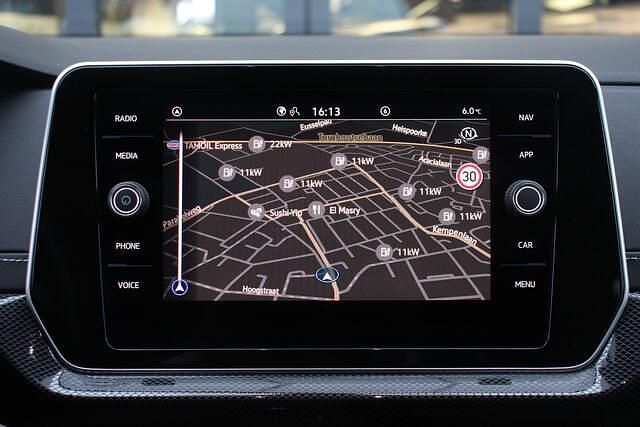 Occasion VW T-Cross R-line Edition 150 PK (110 kW) 2025 Grijs (metallic) SUV