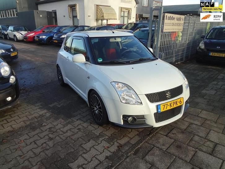 Wit Occasion 2010 Suzuki Swift Sport Hatchback | € 3.450 (Super prijs) - Afbeelding 1/4