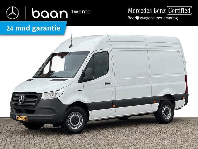 Wit Occasion 2025 Mercedes E-Sprinter Van | € 46.950 - Afbeelding 1/4