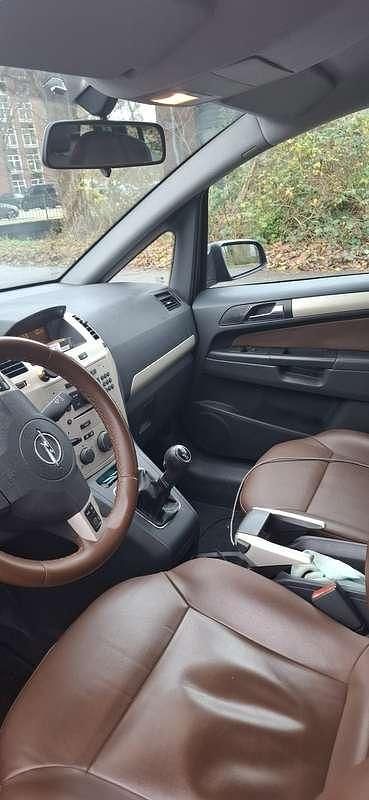 Occasion Opel Zafira 116 PK (85 kW) 2008 Zwart MPV
