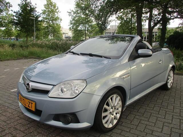 Blauw Gebruikt 2005 Opel Tigra Cabriolet | € 1.450 (Eerlijke prijs) - Afbeelding 1/4
