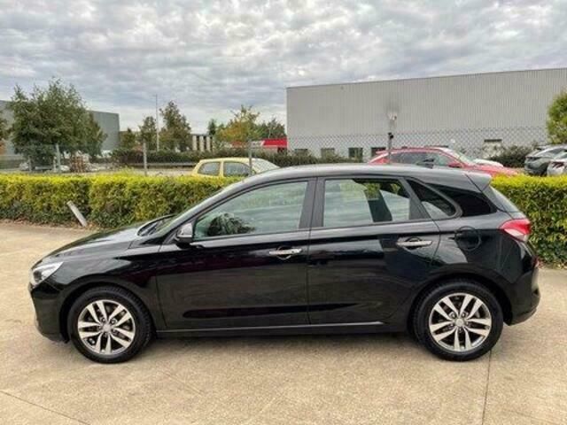 Occasion Hyundai i30 140 PK (102 kW) 2017 Zwart Sedan