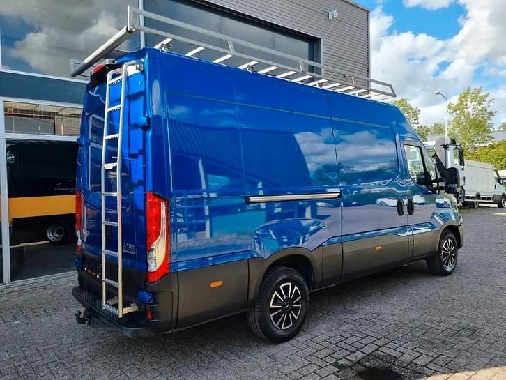 Occasion Iveco Daily 156 PK (114 kW) 2020 Blauw Van