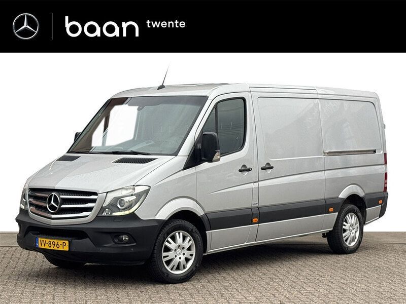 Zilver Gebruikt 2016 Mercedes Sprinter Van | € 27.950 (Duur) - Afbeelding 1/4