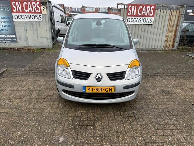 Occasion Renault Modus Authentique 112 PK (82 kW) 2005 Grijs MPV