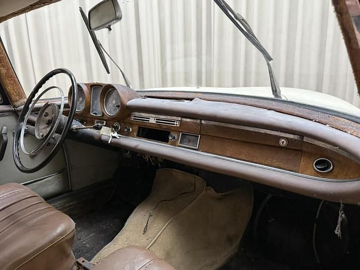 Occasion Mercedes W111 SE 120 PK (88 kW) 1962 Beige