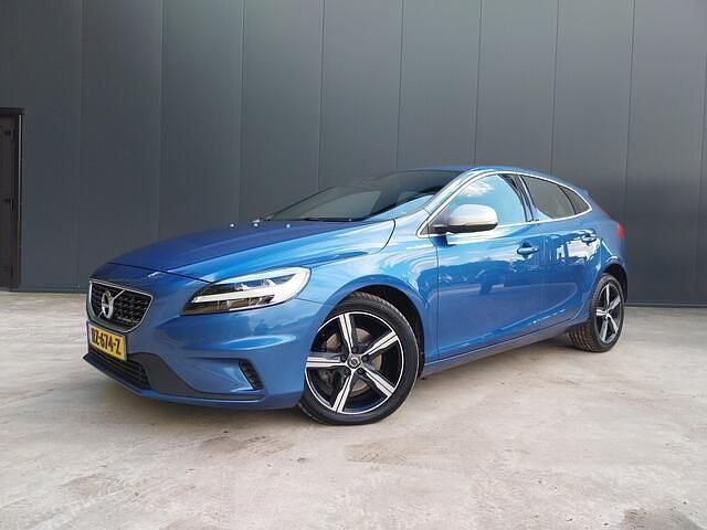 Blauw Gebruikt 2018 Volvo V40 Business Edition Stationwagen | € 17.900 (Eerlijke prijs) - Afbeelding 1/4