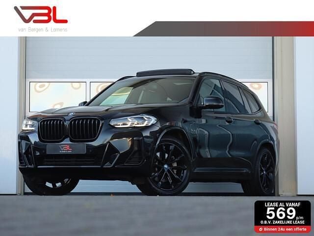 Zwart Gebruikt 2022 BMW X3 Executive SUV | € 42.940 (Eerlijke prijs) - Afbeelding 1/4