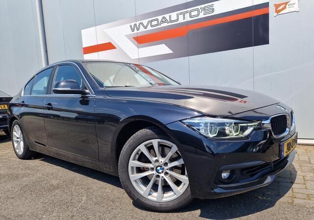 Zwart Gebruikt 2016 BMW 330 Executive Sedan | € 18.950 (Duur) - Afbeelding 1/4