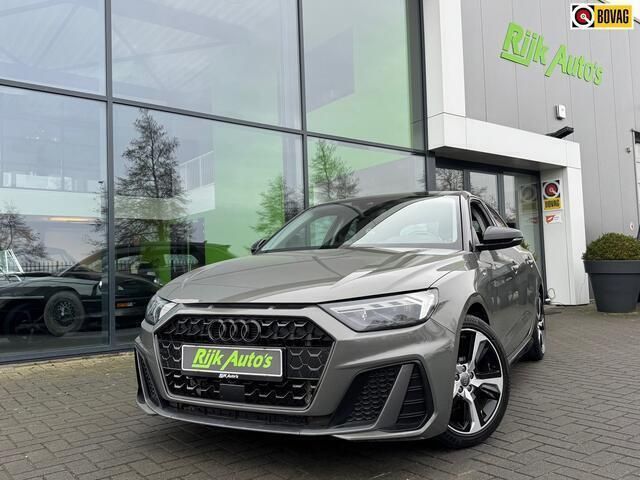 Grijs Gebruikt 2020 Audi A1 Sportback S-Line Hatchback | € 19.945 (Eerlijke prijs) - Afbeelding 1/4