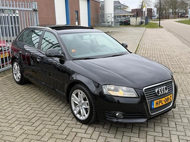 Occasion Audi A3 Sportback Attraction 160 PK (117 kW) 2009 Zwart (metallic) Hatchback