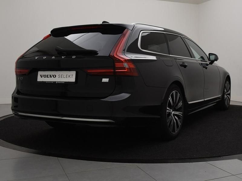 Occasion Volvo V90 Plus 350 PK (257 kW) 2023 Zwart Stationwagen