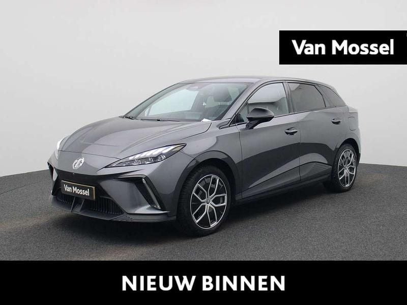 Grijs Gebruikt 2023 MG MG4 EV Luxury Hatchback | € 23.995 (Eerlijke prijs) - Afbeelding 1/4