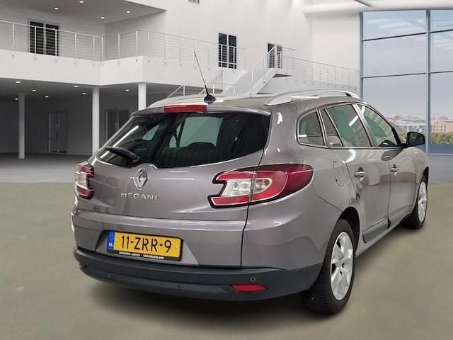 Occasion Renault Mégane GrandTour Expression 116 PK (85 kW) 2013 Grijs Stationwagen