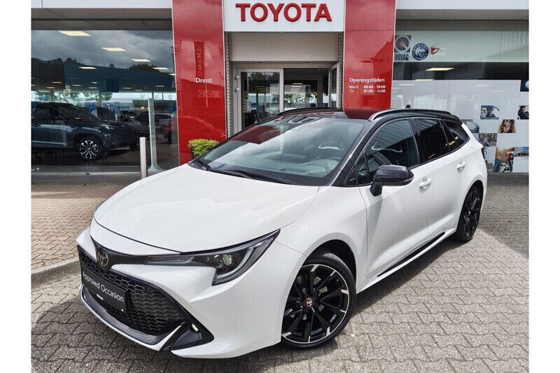Gebruikt 2022 Toyota Corolla Plus Stationwagen | € 31.645 (Iets duurder) - Afbeelding 1/1