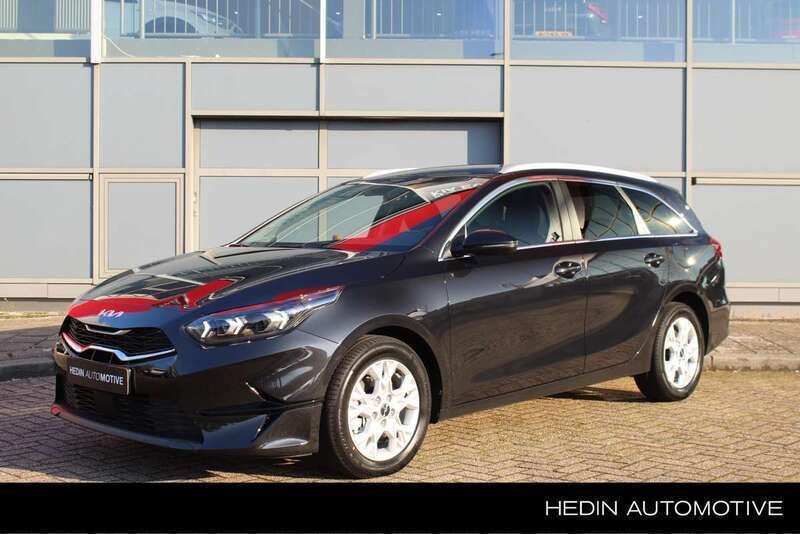 Zwart Gebruikt 2023 Kia Ceed Sportswagon Stationwagen | € 20.950 (Goede deal) - Afbeelding 1/4