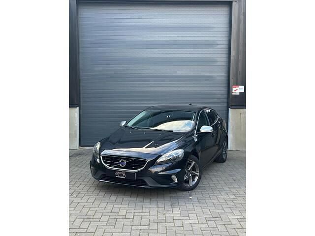 Zwart Gebruikt 2013 Volvo V40 Momentum Hatchback | € 4.999 (Eerlijke prijs) - Afbeelding 1/4