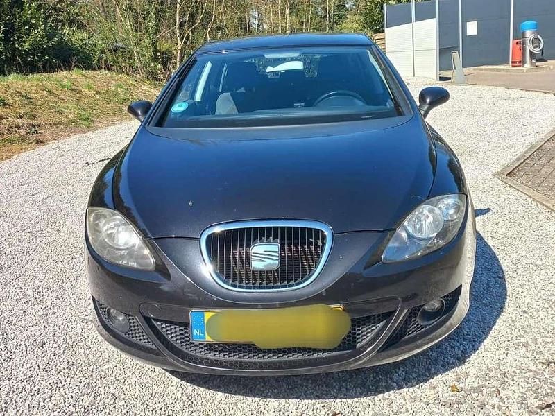 Occasion Seat Leon 125 PK (91 kW) 2008 Zwart MPV