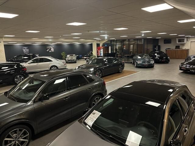 Grijs, metallic lak Gebruikt 2010 Audi Q5 Proline SUV | € 13.950 (Eerlijke prijs) - Afbeelding 1/1