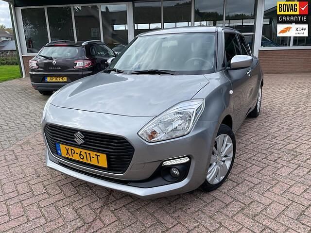 Grijs Gebruikt 2019 Suzuki Swift Hatchback | € 11.950 (Eerlijke prijs) - Afbeelding 1/4