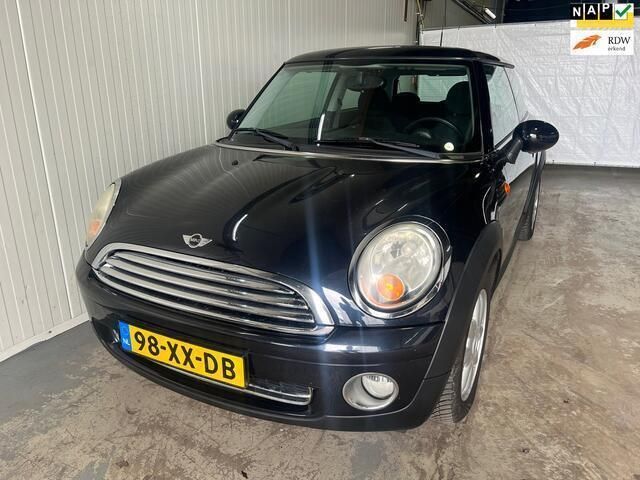 Zwart Gebruikt 2007 Mini ONE Pepper Hatchback | € 3.750 (Eerlijke prijs) - Afbeelding 1/4