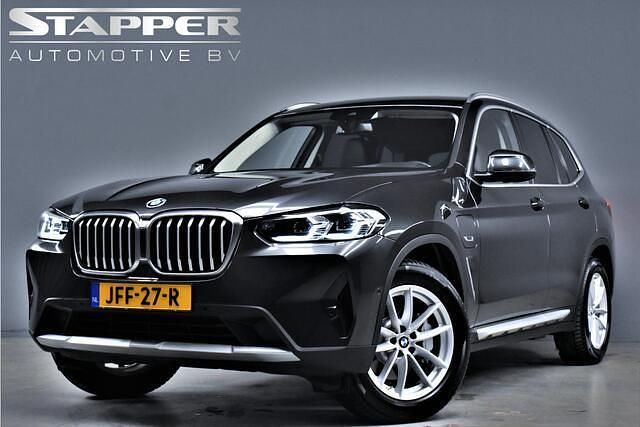 Grijs Occasion 2022 BMW X3 Executive SUV | € 35.995 (Super prijs) - Afbeelding 1/4