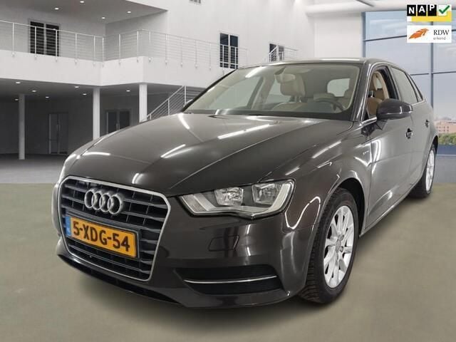 Bruin Gebruikt 2014 Audi A3 Sportback g-tron Attraction Sedan | € 7.950 (Eerlijke prijs) - Afbeelding 1/4