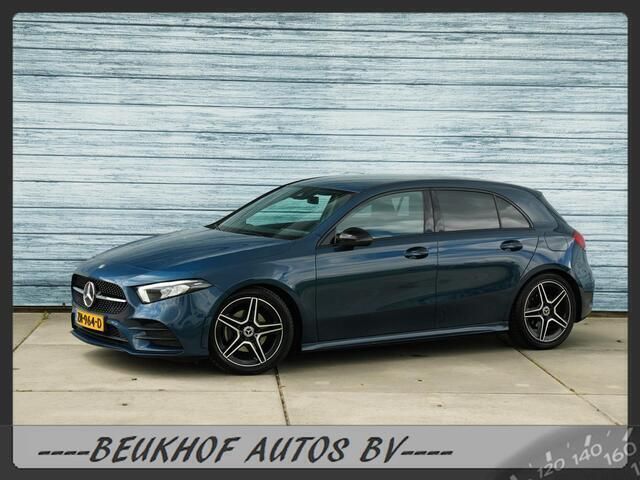 Blauw Gebruikt 2019 Mercedes A180 Business Hatchback | € 22.999 (Goede deal) - Afbeelding 1/4