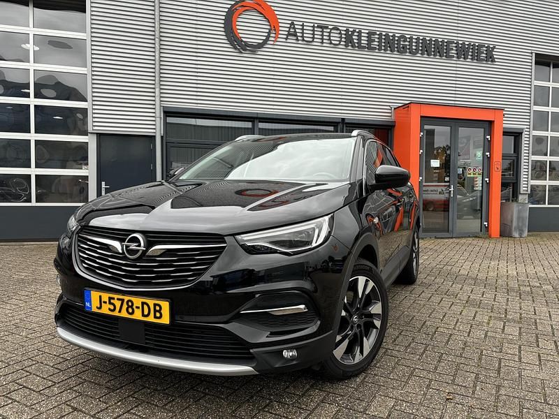 Zwart Occasion 2020 Opel Grandland X Business SUV | € 22.850 (Iets duurder) - Afbeelding 1/4