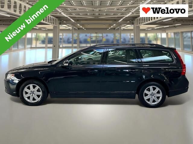 Zwart Gebruikt 2008 Volvo V70 Momentum Stationwagen | € 9.950 (Eerlijke prijs) - Afbeelding 1/4