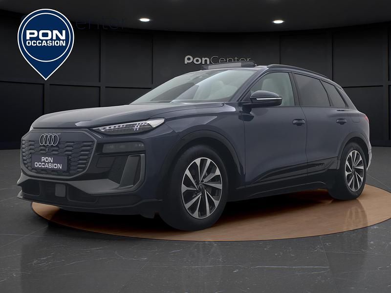 Blauw Occasion 2024 Audi Q6 e-tron Advanced SUV | € 66.950 - Afbeelding 1/3