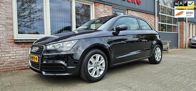 Zwart Gebruikt 2011 Audi A1 Attraction Hatchback | € 8.750 (Eerlijke prijs) - Afbeelding 1/4
