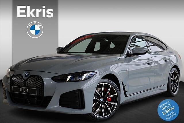 Grijs Gebruikt 2025 BMW i4 M Sport Sedan | € 69.536 - Afbeelding 1/4