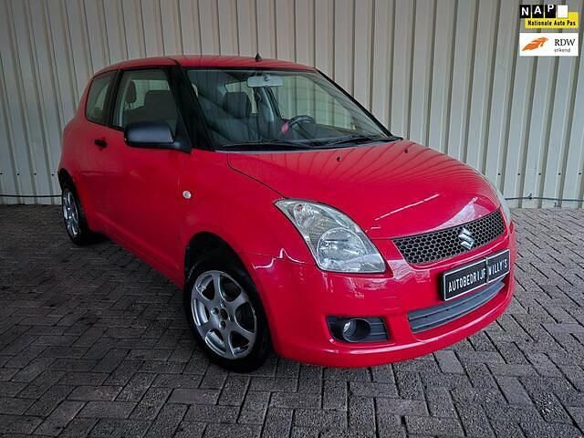 Rood Gebruikt 2008 Suzuki Swift Hatchback | € 1.550 (Goede deal) - Afbeelding 1/4