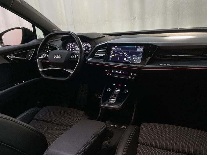 Occasion Audi Q4 e-tron Competition 125 kW (170 PK) 2021 Zwart SUV