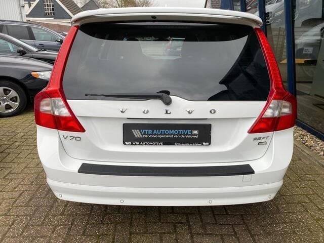 Occasion Volvo V70 Summum 230 PK (169 kW) 2009 Wit Stationwagen