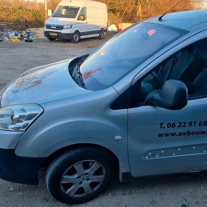 Gebruikt 2008 Peugeot Partner MPV | € 1.850 (Eerlijke prijs) - Afbeelding 1/4