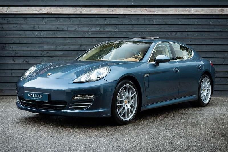 Blauw Gebruikt 2009 Porsche Panamera Sedan | € 54.950 - Afbeelding 1/4