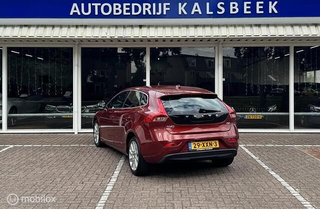 Occasion Volvo V40 Summum 114 PK (83 kW) 2012 Rood Stationwagen