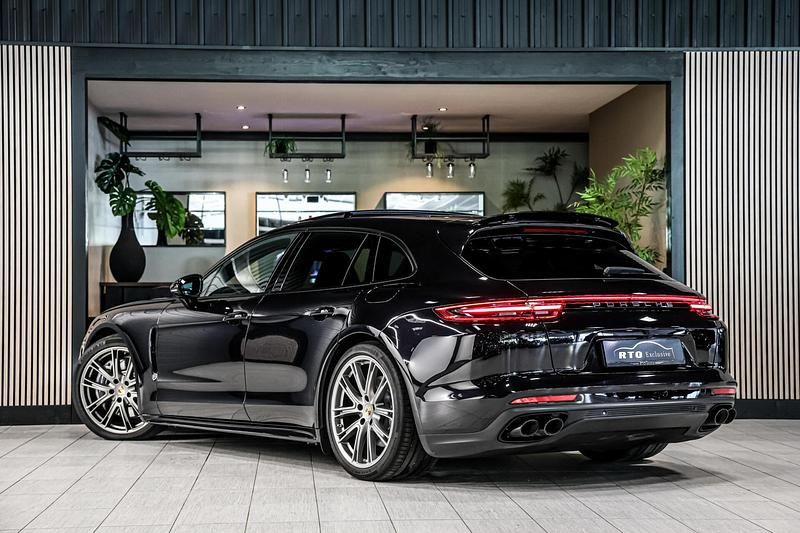 Occasion Porsche Panamera Sport Turismo 461 PK (339 kW) 2020 Zwart Sedan