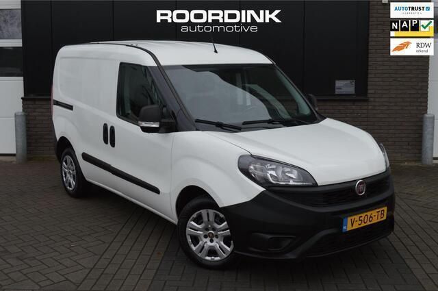 Wit Gebruikt 2018 Fiat Doblò MPV | € 7.250 (Goede deal) - Afbeelding 1/3