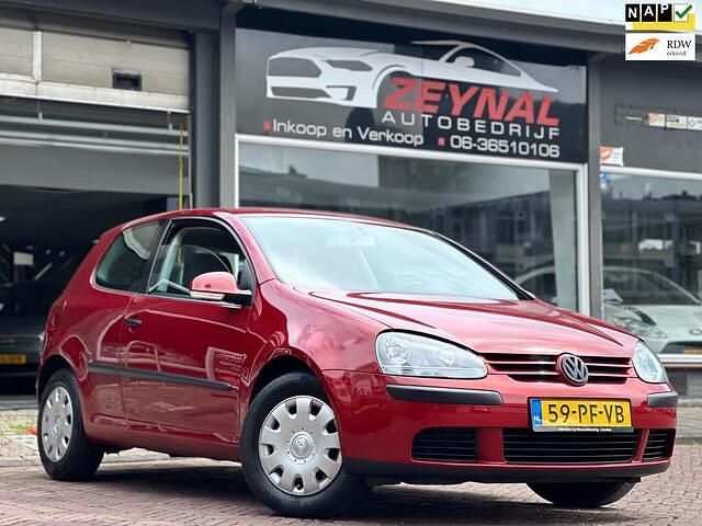 Rood Gebruikt 2004 VW Golf IV Trendline Hatchback | € 2.399 (Eerlijke prijs) - Afbeelding 1/4