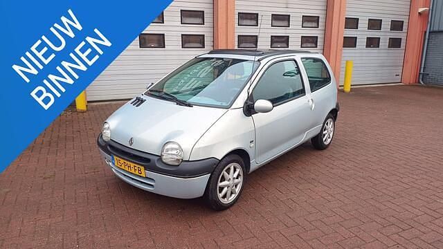 Grijs Occasion 2004 Renault Twingo Hatchback | € 1.750 (Eerlijke prijs) - Afbeelding 1/4