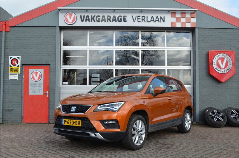 Oranje Gebruikt 2018 Seat Ateca Style SUV | € 17.500 (Goede deal) - Afbeelding 1/4