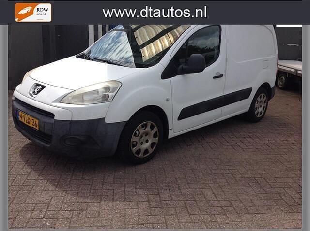 Overige Gebruikt 2011 Peugeot Partner MPV | € 1.250 (Eerlijke prijs) - Afbeelding 1/4