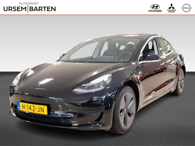 Zwart Gebruikt 2020 Tesla Model 3 Standard Range Sedan | € 19.930 (Goede deal) - Afbeelding 1/4