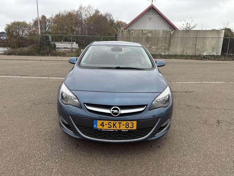 Occasion Opel Astra Sport 170 PK (125 kW) 2013 Sedan