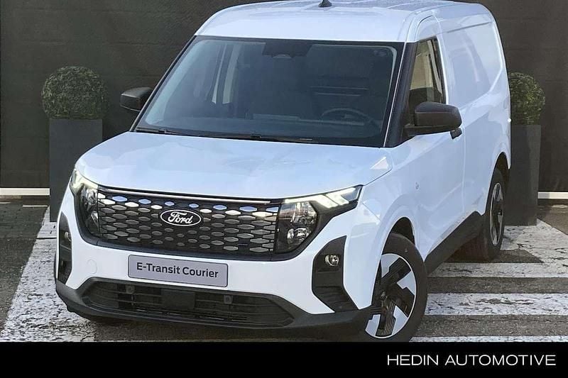 Wit Nieuw 2025 Ford E-Transit Trend Van | € 25.855 (Super prijs) - Afbeelding 1/3