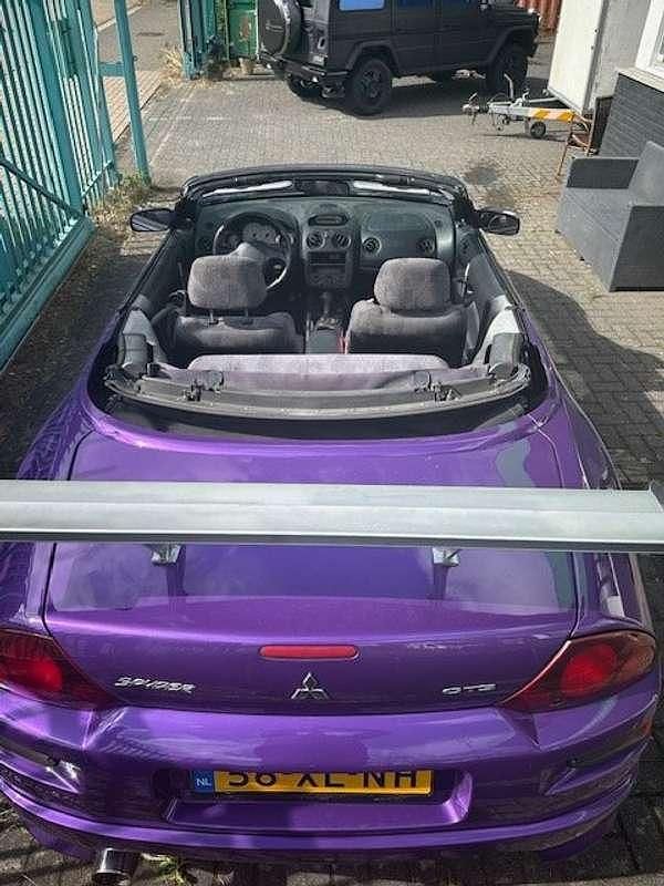 Occasion Mitsubishi Eclipse 147 PK (108 kW) 2001 Paars Cabriolet